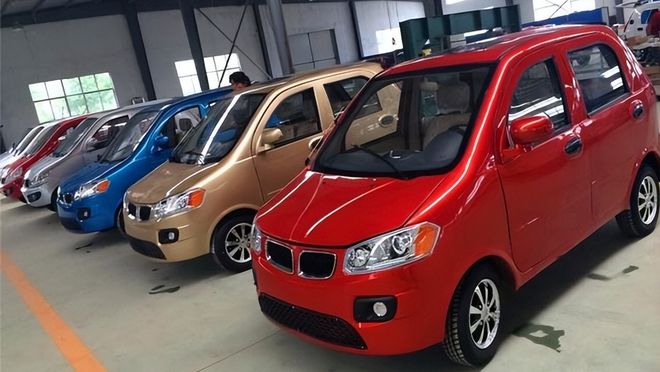 最新款老年代步車圖片，交通工具的革新與爭議熱議焦點(diǎn)