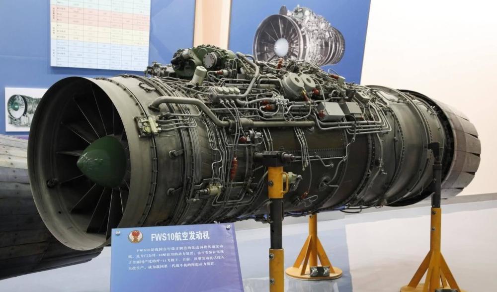 武直10新型發(fā)動機深度解析，性能特點與技術(shù)亮點揭秘