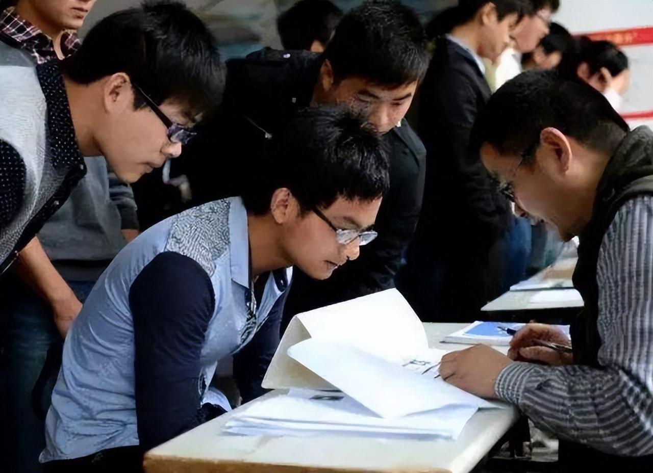 鐵路薪資改革邁入新時代，科技重塑未來，最新動態(tài)揭示變革趨勢