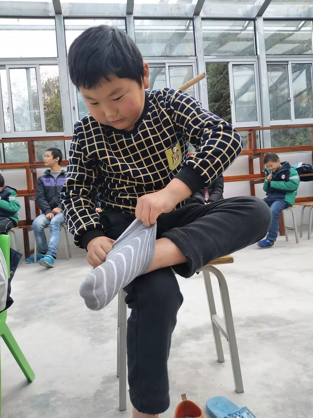 穿襪子比賽，心靈與自然的競技之旅