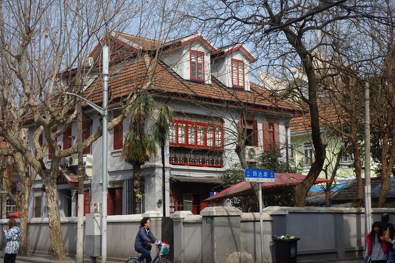 上海最新潮流心臟地帶，探索未來(lái)趨勢(shì)的必游之地