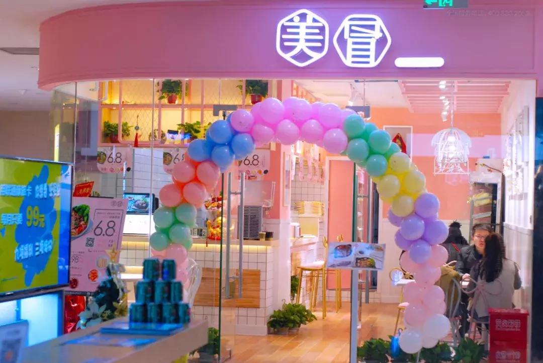 運(yùn)動(dòng)場(chǎng)館燈具 第56頁(yè)