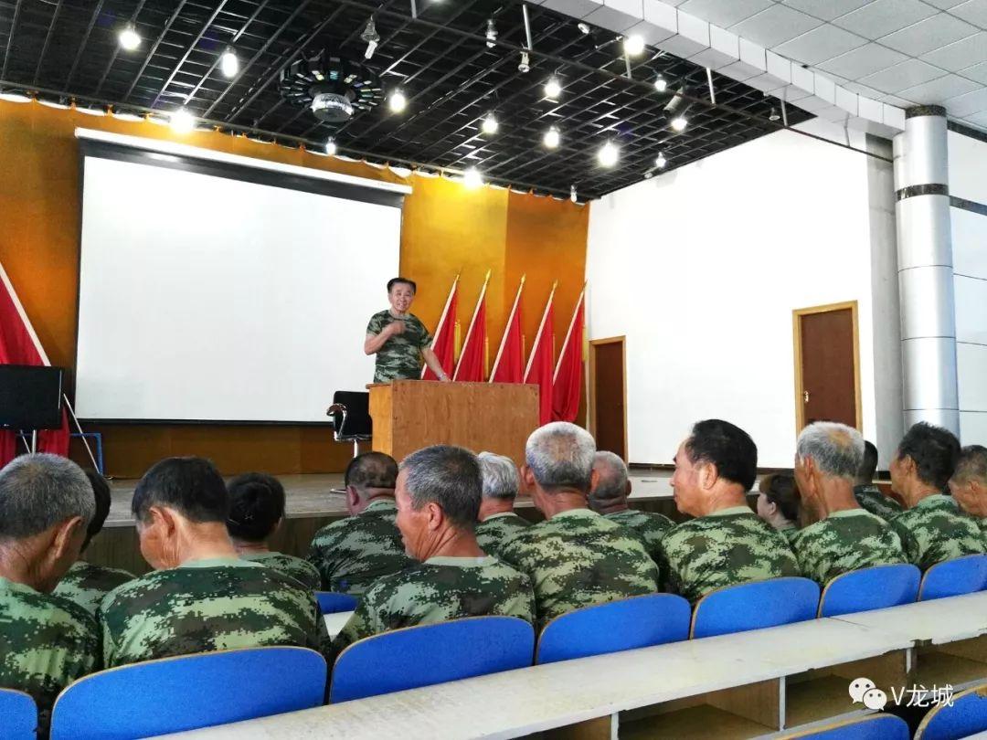 小巷深處的軍迷天堂，最新軍情新聞揭秘