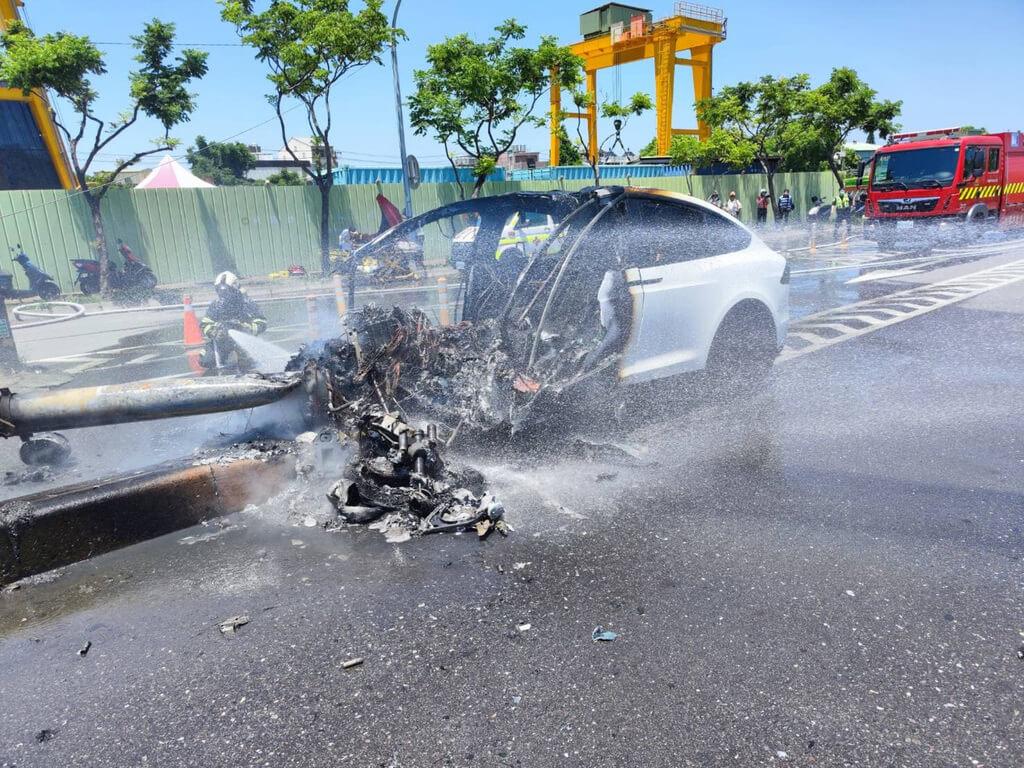 最新車禍新聞深度分析與觀點(diǎn)闡述