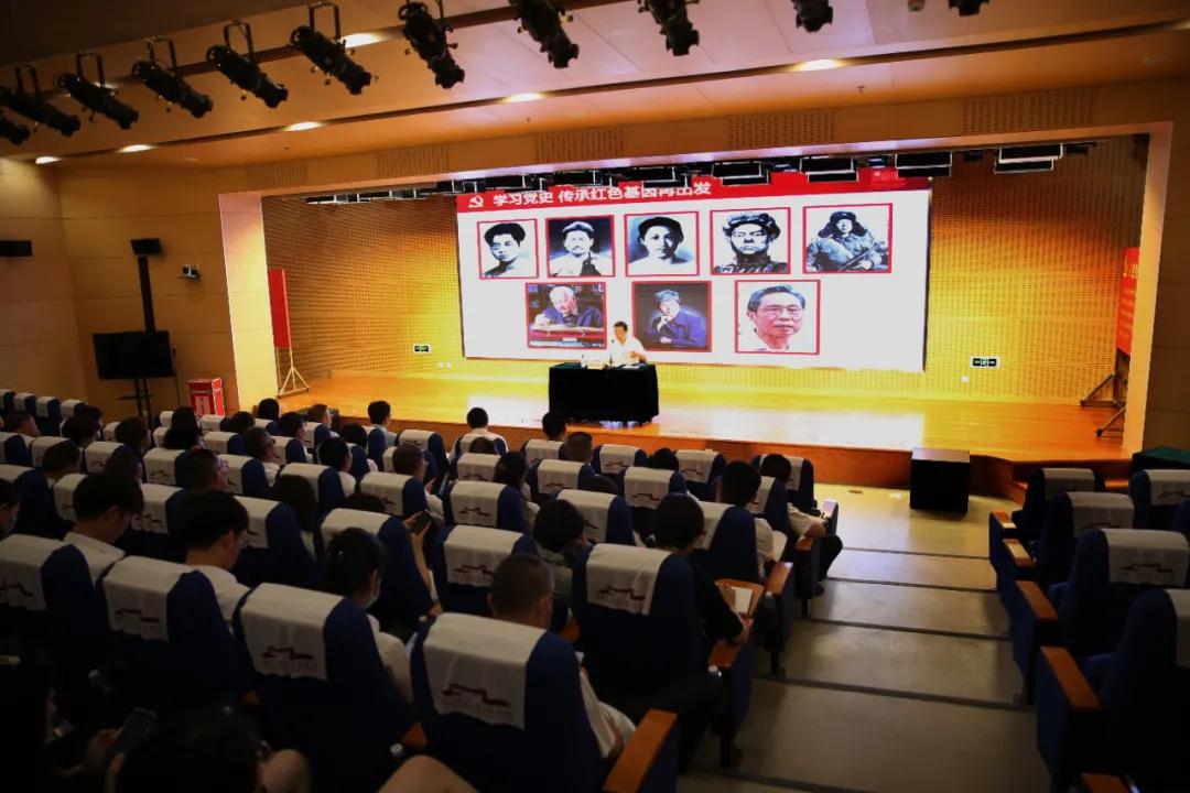 烽火科技時(shí)代，熱血抗戰(zhàn)再現(xiàn)，科技改變生活——最新抗日劇2025